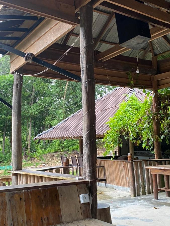 Kaoh Touch Fat Monkey旅舍 外观 照片